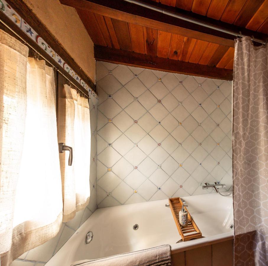 Apartamentos Turisticos La Alqueria De Valverde Valverde De Los Arroyos Eksteriør billede